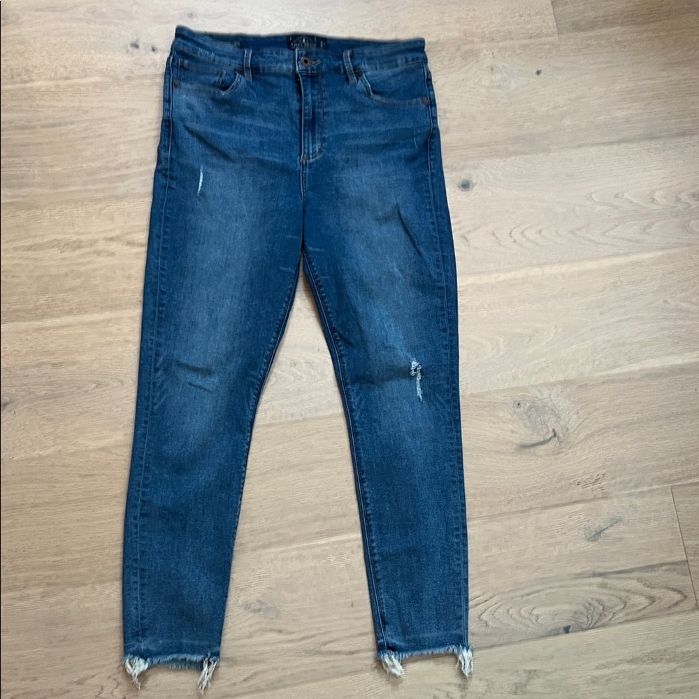 Lucky Brand Dark Blue Skinny Jeans with Frayed Hem, Bridgette style